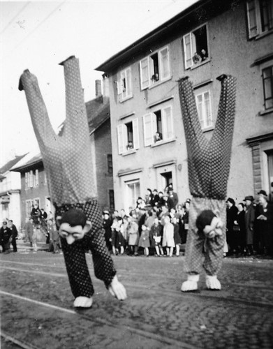 1952 3 TV Töss an der Fröschenfasnacht.jpg